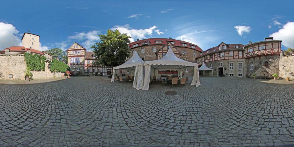 Burg Warberg Hotel Exterior foto
